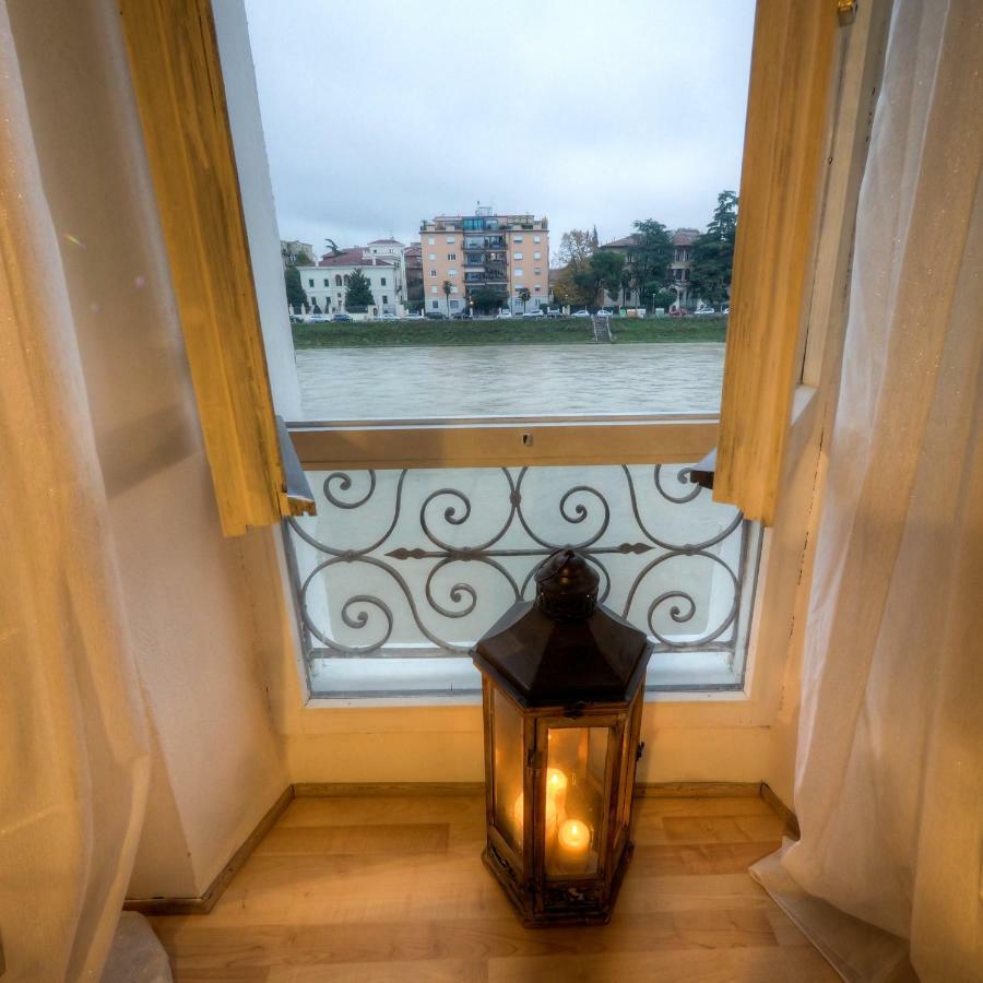 Casa Archi - Vista Sul Fiume Apartment Verona Exterior photo